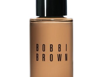 Bobbi Brown Bobbi Brown Skin Foundation SPF 15 Golden