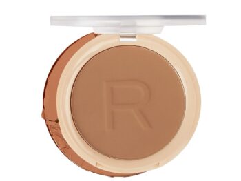 Makeup Revolution Reloaded Pressed Powder Tan Flawless Control Shine