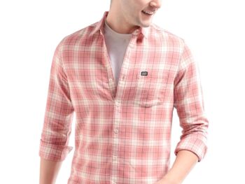 The Indian Garage Co Men Regular Fit Checkered Full Sleeves Cutaway Collar Casual Shirt