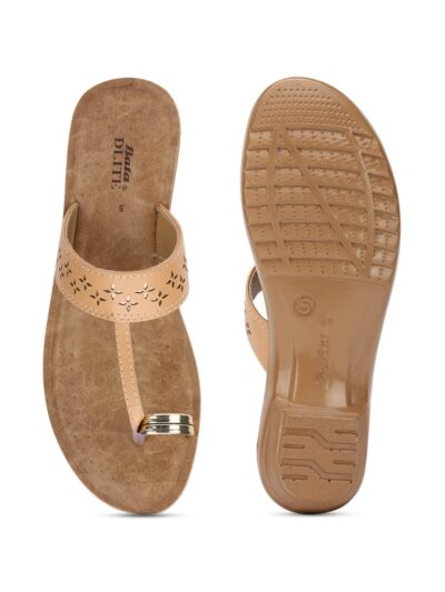 Bata Casual Toe-ring slippers for Women - Image 4