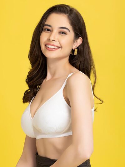 Clovia Women Lace Padded Non-Wired Bra - Image 2
