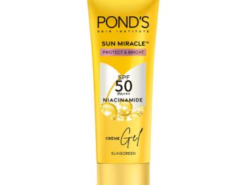 POND's Serum Boost Sunscreen For All Skin Types Prevent And Fade Dark Patches With The Power Of Spf 50 And Niacinamide-C Serum 100G, Pack Of 1